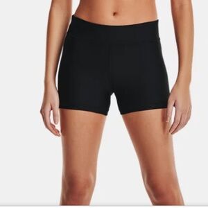 Under Armour Women's HeatGear® Mid-Rise Shorty